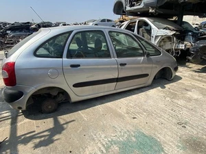 MANIGLIA ESTERNA POSTERIORE DESTRA PER CITROEN Xsara Picasso 1° Serie (99>03) - Foto 1 di 1