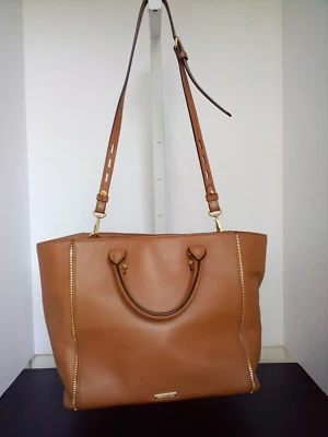 Bolso de mano Rebecca Minkoff de cuero tostado con correa para el hombro Foto 1 de 4
