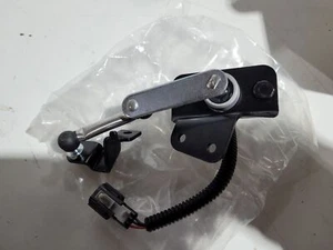 PACEWALKER Ride Height Sensor for Nissan Armada 2017-2020 Infiniti QX56 2011 - Picture 1 of 4