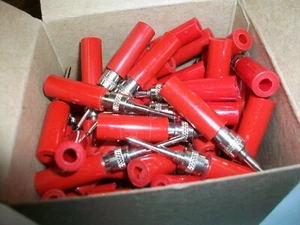 BOX OF 100 RED PIN JACK PLUGS FOR TEST LEADS MADE IN USA - Picture 1 of 4