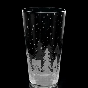 WINTER VILLAGE Pint Glass - Picture 1 of 4