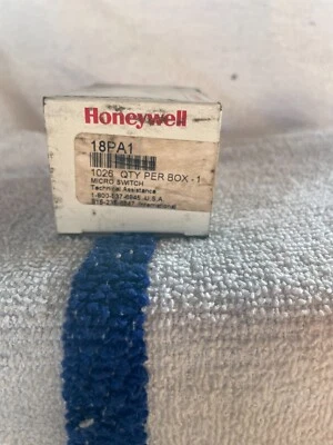 FACTORY SEALED NEW HONEYWELL MICRO SWITCH 18PA1 - Image 1 of 3