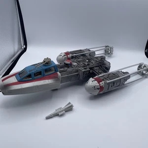 VINTAGE HASBRO STARWARS TRILOGY SAMMLUNG Y-WING FIGHTER BOMBER MIT PILOT -1999 - Bild 1 von 17