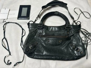 BALENCIAGA The First schwarze Leder 2-Wege Handtasche Schulter mit Riemen, Spiegel - Bild 1 von 10
