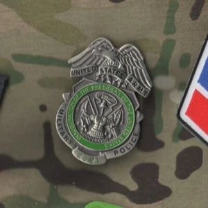 US PRESIDENT JOE BIDEN 2021 ⭐ INAUGURATION MEMBRANATE EMBLEM Clip Pin Back 1" + - Bild 1 von 4