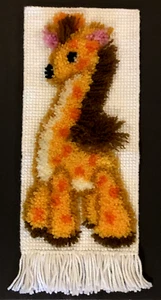 Vintage Woven Yarn Wall Rug Art Giraffe Mid Century Retro Nursery Child Decore - Imagen 1 de 22