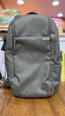 Mochila para cámara Incase DSLR Pro Pack/Oliva - Tecnología, fotografía, bolsa para computadora portátil  Foto 1 de 4