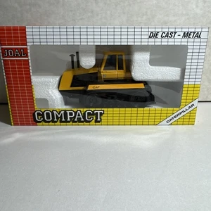 Joal Compact Caterpillar Tractor Cat Challenger 65 1:50 Scale - Picture 1 of 7