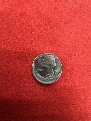 1989 Washington Quarter 25¢ OFF CENTER STRIKE 25%-30% Off Center Full Date - Image 1 of 4