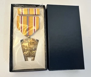Medalla Campaña Asia Pacífico Segunda Guerra Mundial Como Nueva Caja Original con Barra de Cinta - Imagen 1 de 2