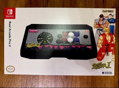 HORI Real Arcade Pro.V - Nintendo Switch - Street Fighter 2 - Brand New - Image 1 of 4
