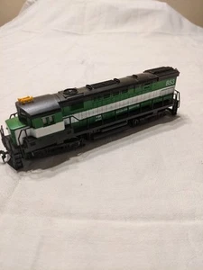 AHM Roco Burlington Northern HO Scale Diesel Locomotive 853 - Tested - Picture 1 of 8