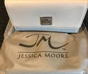 Jessica Moore TriFold Wallet Faux Leather Pebble Gray Includes Dust Bag NWOT - Picture 1 of 5