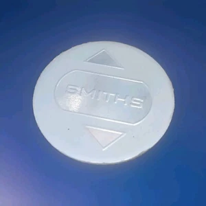 1x Radnabe Aufkleber Abzeichen 45mm Durchmesser 4,5cm Smiths Metall WOLFRACE KEI FOX - Bild 1 von 3