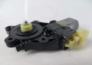 67622757043 MOTOR ELEVALUNAS DELANTERO IZQUIERDO BMW MINI ONE R56. - Picture 1 of 1