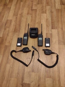 Ex government Simoco SRP9180 UHF Full Keypad Radio programmed to talk 1 to 1 - Zdjęcie 1 z 8