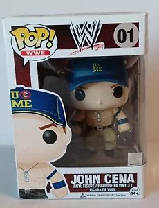 WWE John Cena Funko Pop #01 (Sombrero Azul). Nuevo *Algunos daños en la esquina posterior de la caja* - Imagen 1 de 7