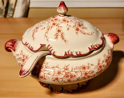 Cracker Barrel Porcelain Red And White Tureen C 2000 - English Cottage Style • 55€