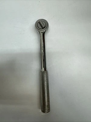 Wright Tool Knurled Grip–Double Pawl Socket Wrench 1/2" Drive 4426 - Image 1 of 3