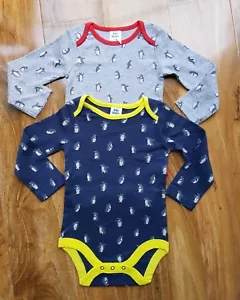 BODEN Baby Boys/Girls 2 Pack Bodysuit Penguins printed Newborn-24 Mths BRAND NEW - Picture 1 of 9