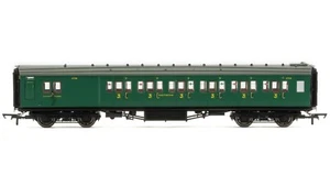 Hornby R4737 SR Maunsell 6 Compartment Brake 3rd Class Coach "3798" NEW - Picture 1 of 1