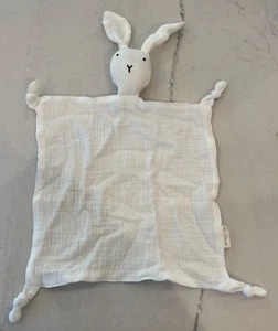 Bunny Lovey White Organic Cotton Muslin Security Blanket Knotted Corners - Picture 1 of 4