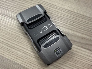 EVGA PRO 2-Way HB SLI Bridge – 80mm 4-Slot RGB – 100-2W-0027-LR - Bild 1 von 2