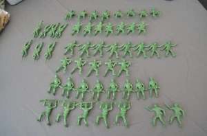 Vintage Green Lido?? WW2 Toy Soldiers GI’s Job Lot of 50 - Picture 1 of 12
