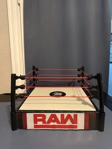 WWE Mattel Raw Toy Ring action figure - Foto 1 di 1
