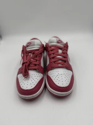 Talla 7.5 - Nike Dunk Low Archeo Pink W Foto 1 de 4