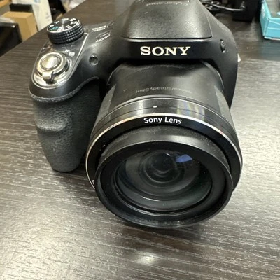 Sony Cyber-shot DSC-H400 20.1MP 63x Optical Zoom Black. faulty Please Read - Image 1 of 4