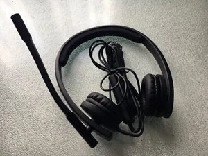 HEADPHONE " LOGITECH "- Mod. A-00064 IN HARD CASE - Photo 1/8