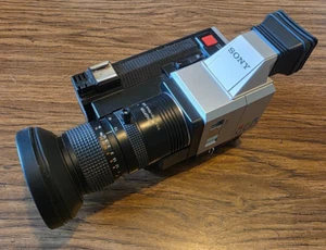 Vintage Sony Color Video Camera CCD-G5 Electronic Viewfinder 6:1 Power Zoom - Picture 1 of 7