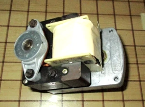 Thermador Range Snorkel Up Down Vent Motor 00487564, 19-09-767, 487564 - Picture 1 of 3