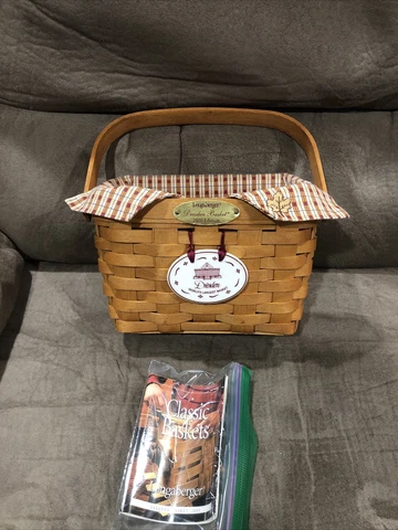 Longaberger 2000 Dresden Basket with Protector & Ceramic Tie On Cover