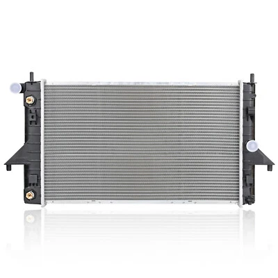 2191 Radiator for 1994-2002 Saturn SC1 SC2 SL SL1 SL2 / 1994-2001 SW1 SW2 1.9L Foto 1 de 4
