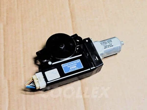 +06-13 Lexus Is250 Sunroof Motor 63260-53071 Oem Used - Picture 1 of 6
