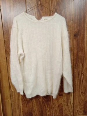 Suéter Belldini 35% Lana de Cordero Angora Blanco Difuso Manga Larga Acanalado Talla M Foto 1 de 4