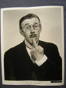 ILL GIVE A MILLION 1938 VINTAGE MOVIE PHOTO 313M