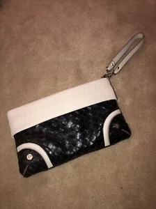 Simply Vera Wang Hand Bag Wallet Black With Cream Accents - Bild 1 von 11