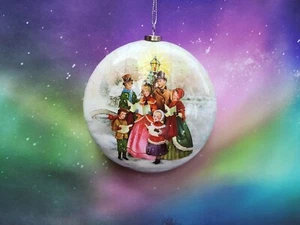 NEW DECOUPAGE CHRISTMAS CAROLERS DISK Christmas Ornament NWT - Picture 1 of 4
