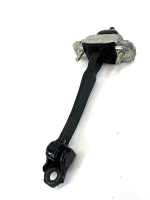 Chevrolet Sonic 2012-2020 puerta trasera derecha tope de retención Foto 1 de 4