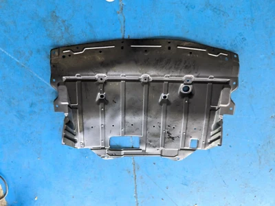 Infiniti G35 2003-2007 tracción trasera delantero inferior protector contra salpicaduras del motor 75892 Al500 Aq000 Foto 1 de 2