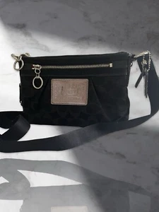 Coach Poppy Black Monogram Crossbody Red Interior. - Picture 1 of 7
