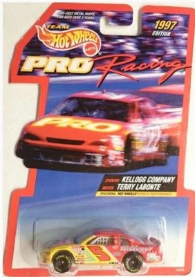 1997 TERRY LABONTE #5 Kellogg's Hot Wheels Pro Racing 1:64 NASCAR diecast - Image 1 of 3