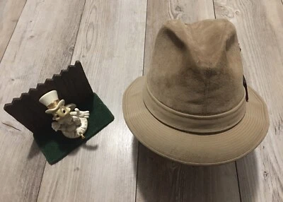 De colección Dobbs Sombrero Gorra de Cuero Fedora Pluma Hebilla Gamuza Hebilla Newsboy 7-1/8 Foto 1 de 4