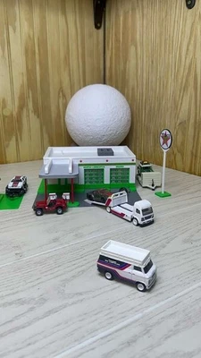 Ruedas calientes vintage de servicio y gasolinera Texaco escala 1/64 Foto 1 de 4