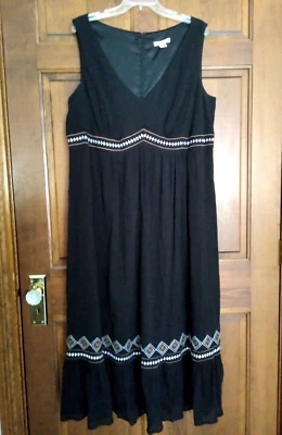 Maxi Vestido Dressbarn 18W Negro Sin Mangas Bordado Algodón Forrado Foto 1 de 4