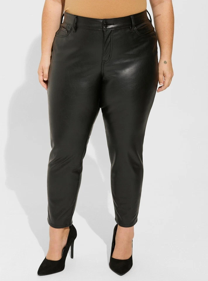 Torrid Skinny Faux Leather High Rise Pant in Deep Black Size 22