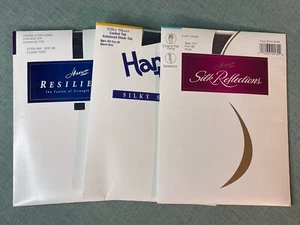 Hanes Pantyhose Lot Of 3 Size AB Silk Silks Reflections Pecan 717 Navy H59 & D03 - Picture 1 of 11